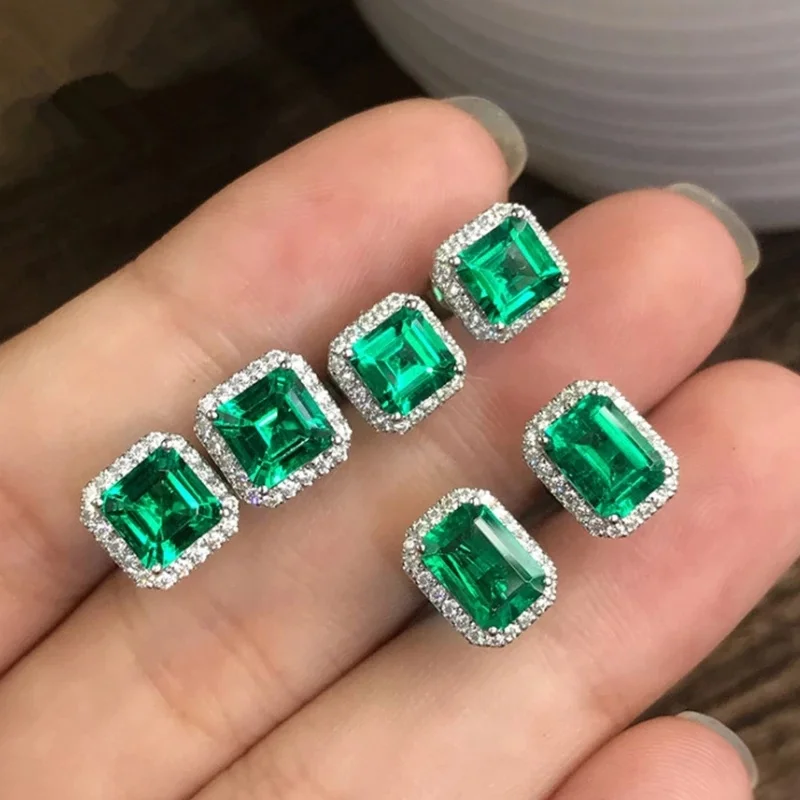 2022 NEW Delicate Green Crystal Square Earrings AAA Cubic Zirconia Wedding Vintage luxury Jewelry for Women Fashion Female
2022 NEW Delicate Green Crystal Square Earrings AAA Cubic Zirconia Wedding Vintage luxury Jewelry for Women Fashion Female