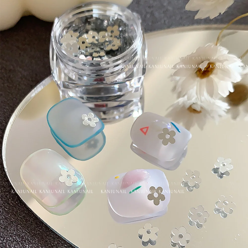 Chic Look: Japanese Glitter Mirror Flower Sequins Unique Mini Fashion Glittering Decoration Floret Hearts Nail Gel Patch Glitter
Chic Look: Japanese Glitter Mirror Flower Sequins Unique Mini Fashion Glittering Decoration Floret Hearts Nail Gel Patch Glitter