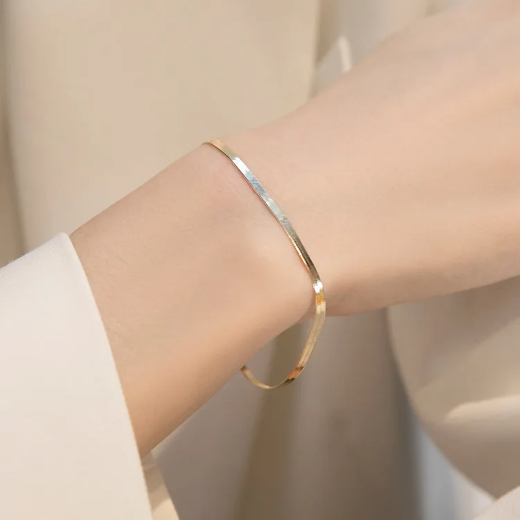 S925 Silver Jewelry Simple Style Gold Flat Chain For Charm Lady Aesthetic Gift Korean Fashion Accessories 2022 Vintage Bracelet
S925 Silver Jewelry Simple Style Gold Flat Chain For Charm Lady Aesthetic Gift Korean Fashion Accessories 2022 Vintage Bracelet