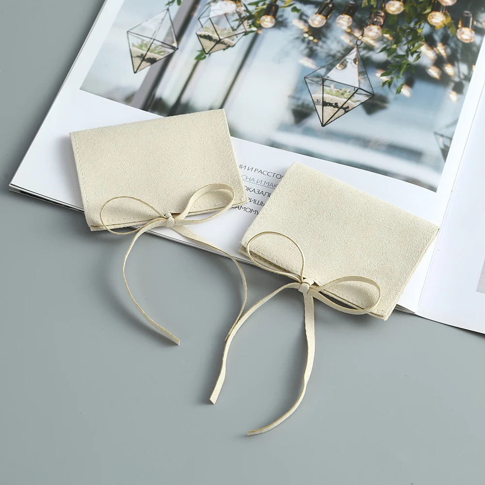 

Hot Small Envelope Pouches Microfiber Jewelry Packaging for Ring Bracelet Necklace Velvet Christmas Wedding Presents Gift Bag