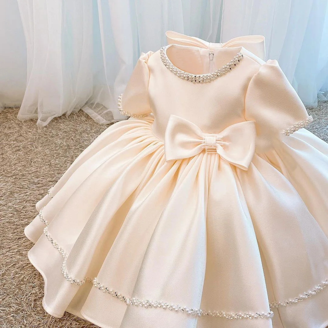 Little Girl Waist Up High end Beaded Princess Dress Solid Color Big Bow Round Neck Wedding Dress Performance First Year Clothing
Little Girl Waist Up High end Beaded Princess Dress Solid Color Big Bow Round Neck Wedding Dress Performance First Year Clothing