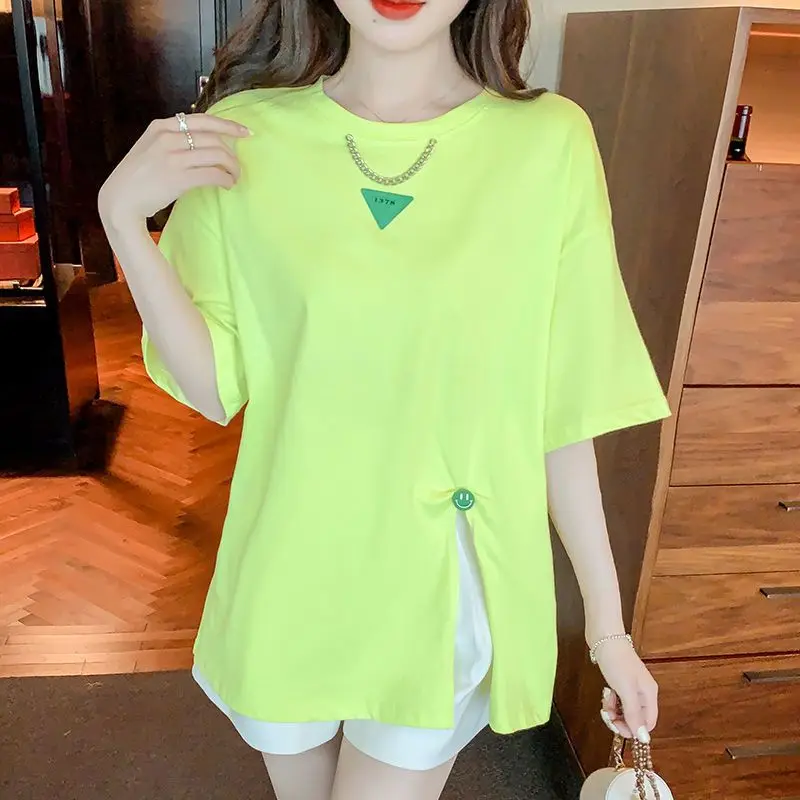 Female Clothing New Green Split Short Sleeve Women's T-shirt Round Neck Loose Summer 2023 French Niche Elegant Fashion Tops
Female Clothing New Green Split Short Sleeve Women's T-shirt Round Neck Loose Summer 2023 French Niche Elegant Fashion Tops