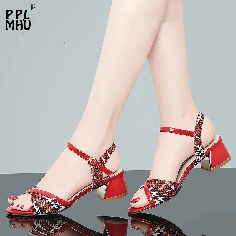 Summer Non-Slip Square Heel Party Shoes Patent Leather Peep Toe Women Sandals Fashion Hollow Outdoor Buckle Strap Office Shoes
Summer Non-Slip Square Heel Party Shoes Patent Leather Peep Toe Women Sandals Fashion Hollow Outdoor Buckle Strap Office Shoes