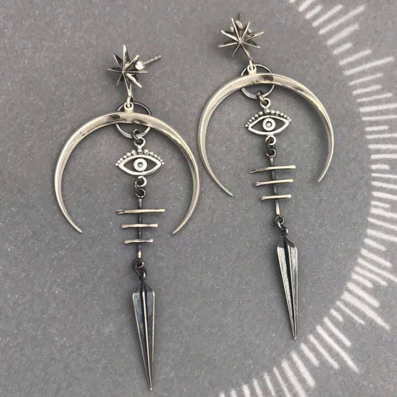 Женские длинные серьги-подвески Goth Witch's Evil Eye, металлические серьги в виде Большой Луны, аксессуары в стиле хиппи
Женские длинные серьги-подвески Goth Witch's Evil Eye, металлические серьги в виде Большой Луны, аксессуары в стиле хиппи