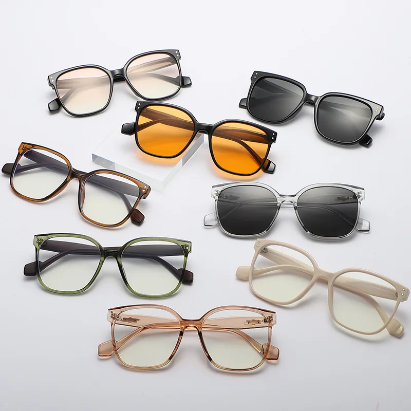 Newest Fashion Classic Geometric Sunglasses Cool Men Vintage Brand Design Metal Sun Glasses Women Shades UV400 Oculos De Sol
Newest Fashion Classic Geometric Sunglasses Cool Men Vintage Brand Design Metal Sun Glasses Women Shades UV400 Oculos De Sol