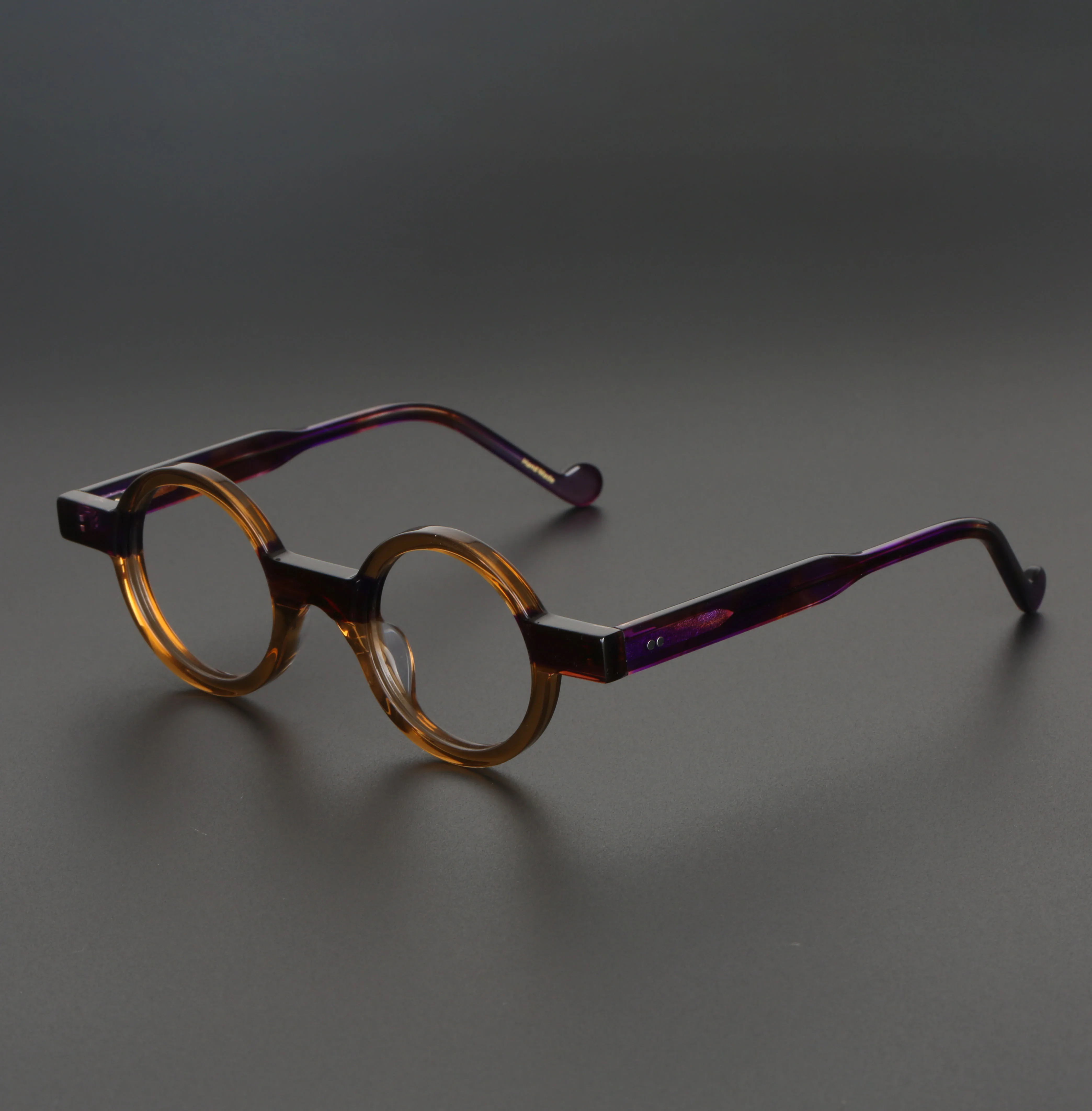 2023 New fashion glasses simple frame men Designer acetate optical eyeglasses Myopia reading women round personalized eyewear
2023 New fashion glasses simple frame men Designer acetate optical eyeglasses Myopia reading women round personalized eyewear