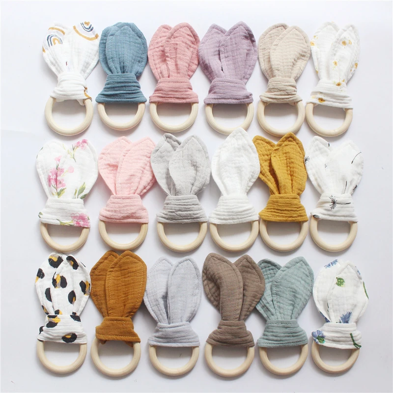 Cute Rabbit Ears Teether Bracelet Baby Cotton Gauze Wooden Hand Grasp Toy Comforting Toy Teething Sensory Rattle Baby Accessorie
Cute Rabbit Ears Teether Bracelet Baby Cotton Gauze Wooden Hand Grasp Toy Comforting Toy Teething Sensory Rattle Baby Accessorie