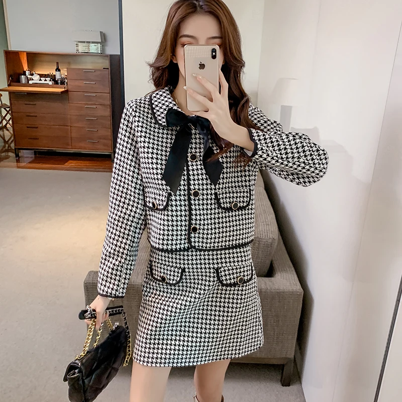 Runway Small Fragrance Women's Set Tweed Houndstooth Jacket Casaco Outwear + High Waist Woolen Skirt Two Pieces Set Suit
Runway Small Fragrance Women's Set Tweed Houndstooth Jacket Casaco Outwear + High Waist Woolen Skirt Two Pieces Set Suit