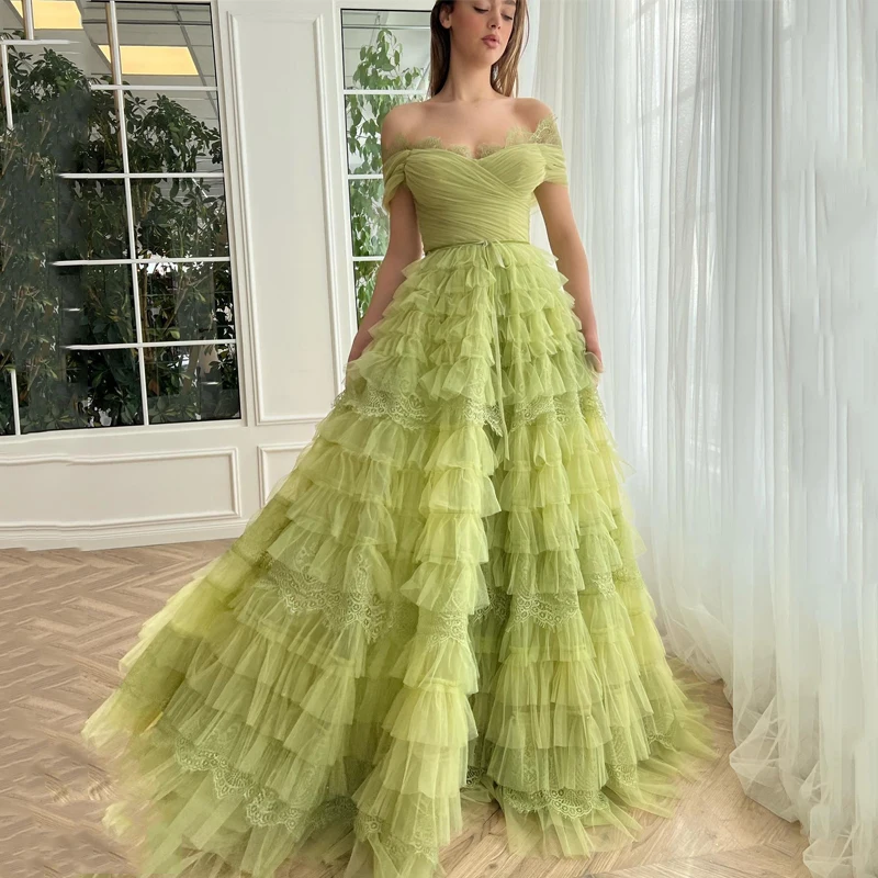Elegant A-Line Prom Dress Off The Shoulder Tulle Princess Evening Dress Lace Floor Length Saudi Arabia Party Gowns Plus Size
Elegant A-Line Prom Dress Off The Shoulder Tulle Princess Evening Dress Lace Floor Length Saudi Arabia Party Gowns Plus Size