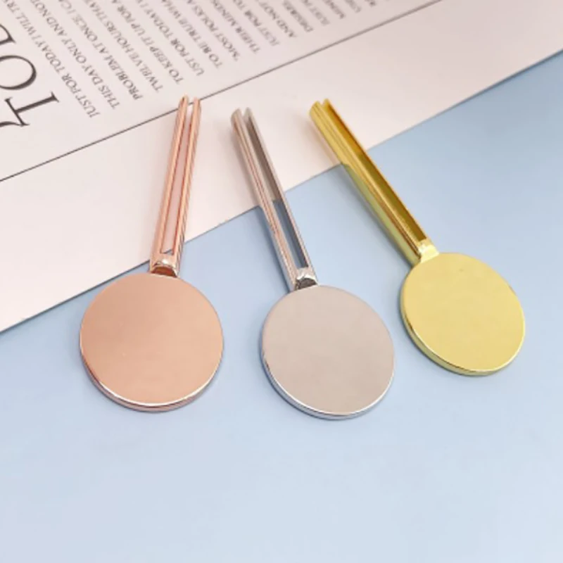 Stainless Steel Toothpaste Squeezer Tube Key Roller Tube Creams Paint Squeezer Cleansers
Stainless Steel Toothpaste Squeezer Tube Key Roller Tube Creams Paint Squeezer Cleansers