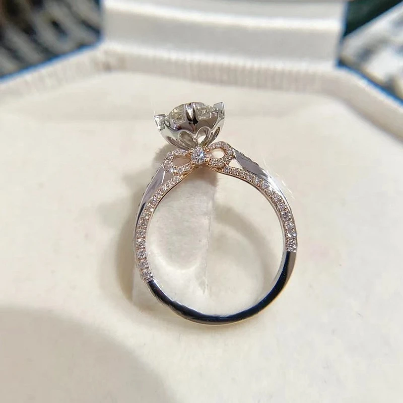 Flower 1CT Moissanite Wedding Rings Women S925 Sterling Silver White Gold Plated Brand Fine Jewelry Certificate Drop Shipping
Flower 1CT Moissanite Wedding Rings Women S925 Sterling Silver White Gold Plated Brand Fine Jewelry Certificate Drop Shipping