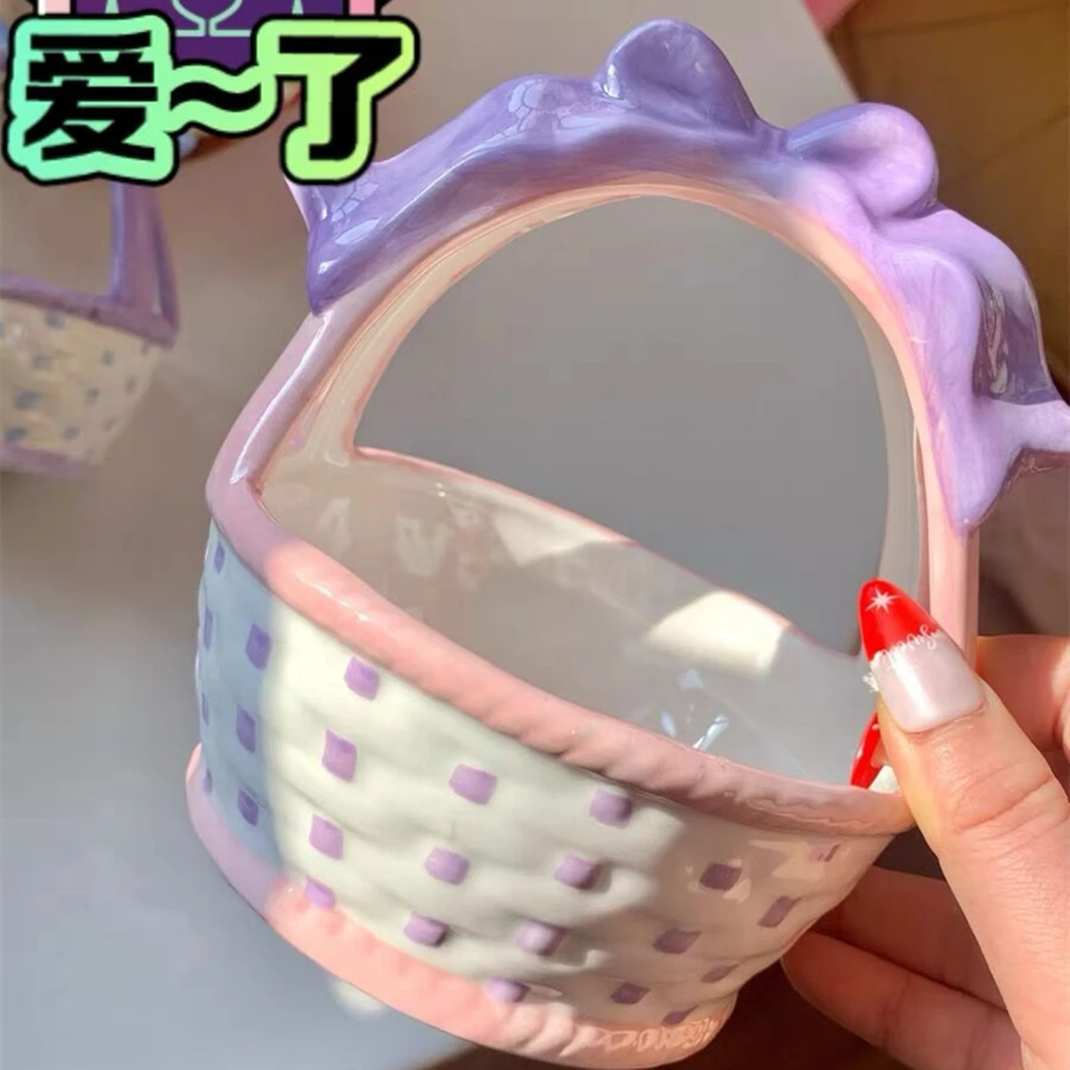 Lovely bow ceramic basket fruit storage fruit basin table top decoration women's gift
Lovely bow ceramic basket fruit storage fruit basin table top decoration women's gift