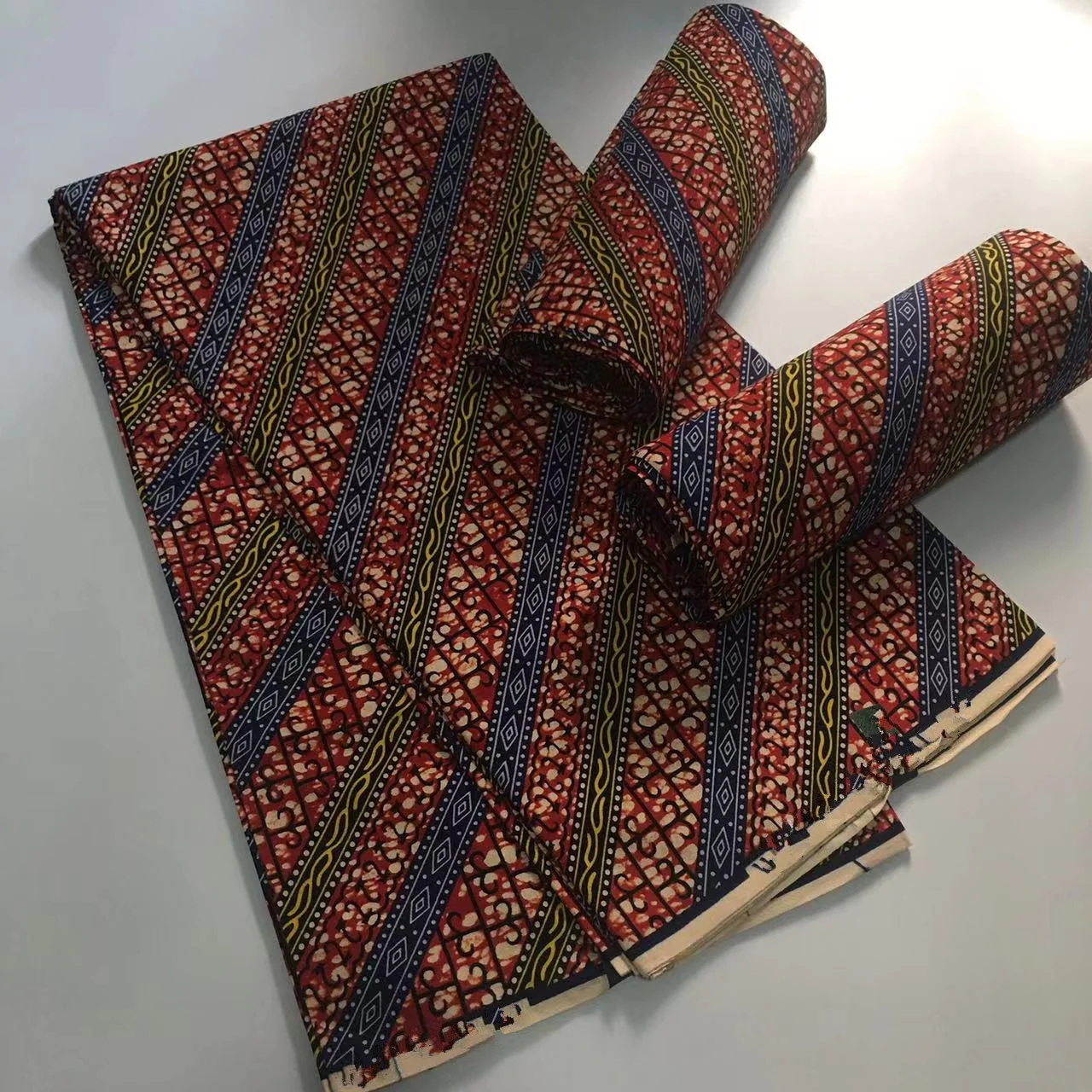 2022 New Ankara African Real Wax Fabric Nigerian Wax Print Fabric High Quality 100% Cotton Ghana Style Fabric For Women Pagne
2022 New Ankara African Real Wax Fabric Nigerian Wax Print Fabric High Quality 100% Cotton Ghana Style Fabric For Women Pagne