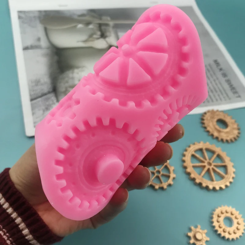 Gear Steam Engine Runner Resin Silicone Mold Kitchen Baking Decoration Tool DIY Cake Chocolate Dessert Candy Fondant Moulds
Gear Steam Engine Runner Resin Silicone Mold Kitchen Baking Decoration Tool DIY Cake Chocolate Dessert Candy Fondant Moulds