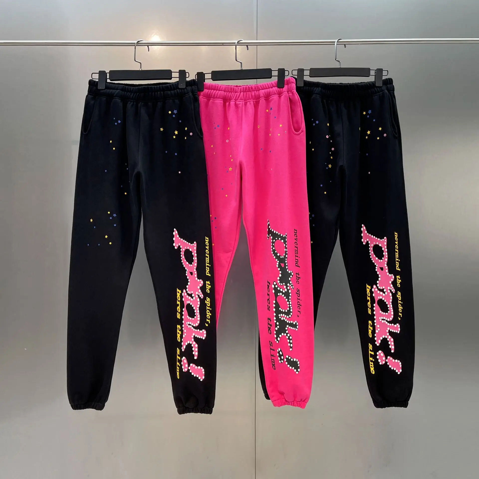 

23SS American Hip-hop Street Clothing Kanye 1:1 T-shirt Sp5der 555555 Logo Men's Casual Pants Loose Pants Printed Pants