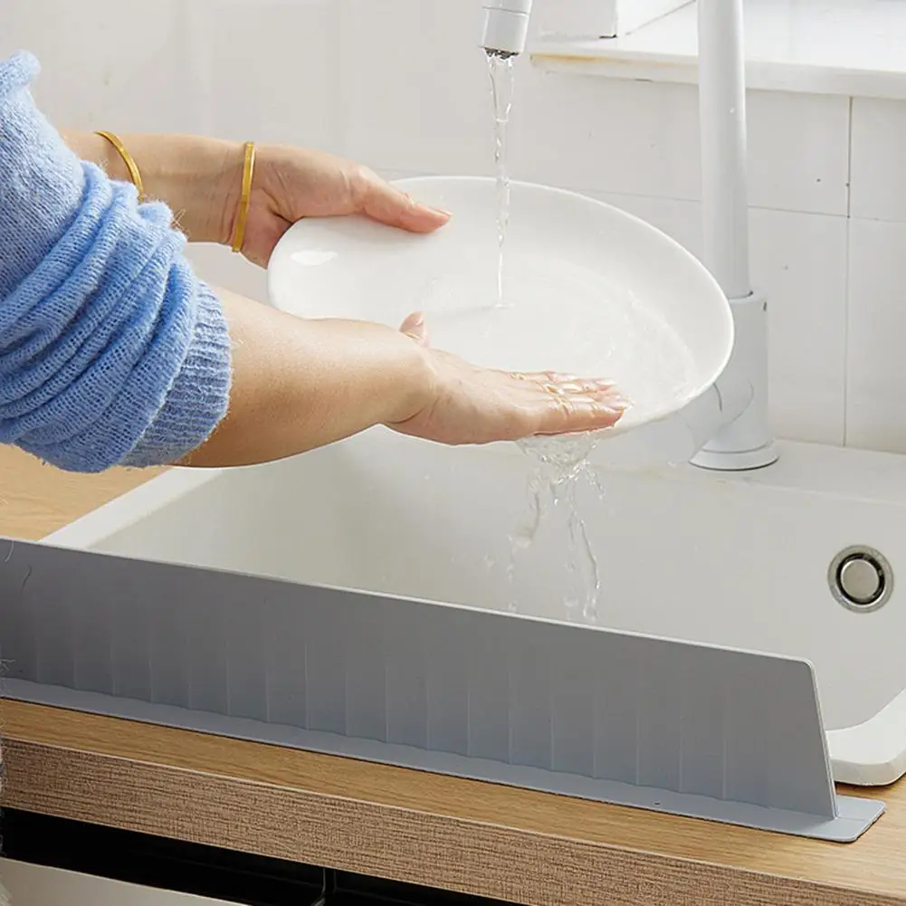 Sink Splash Guard Flexible Lightweight Heightening Strong Adsorption Kitchen Silicone Water Baffle For Household Restaurant
Sink Splash Guard Flexible Lightweight Heightening Strong Adsorption Kitchen Silicone Water Baffle For Household Restaurant