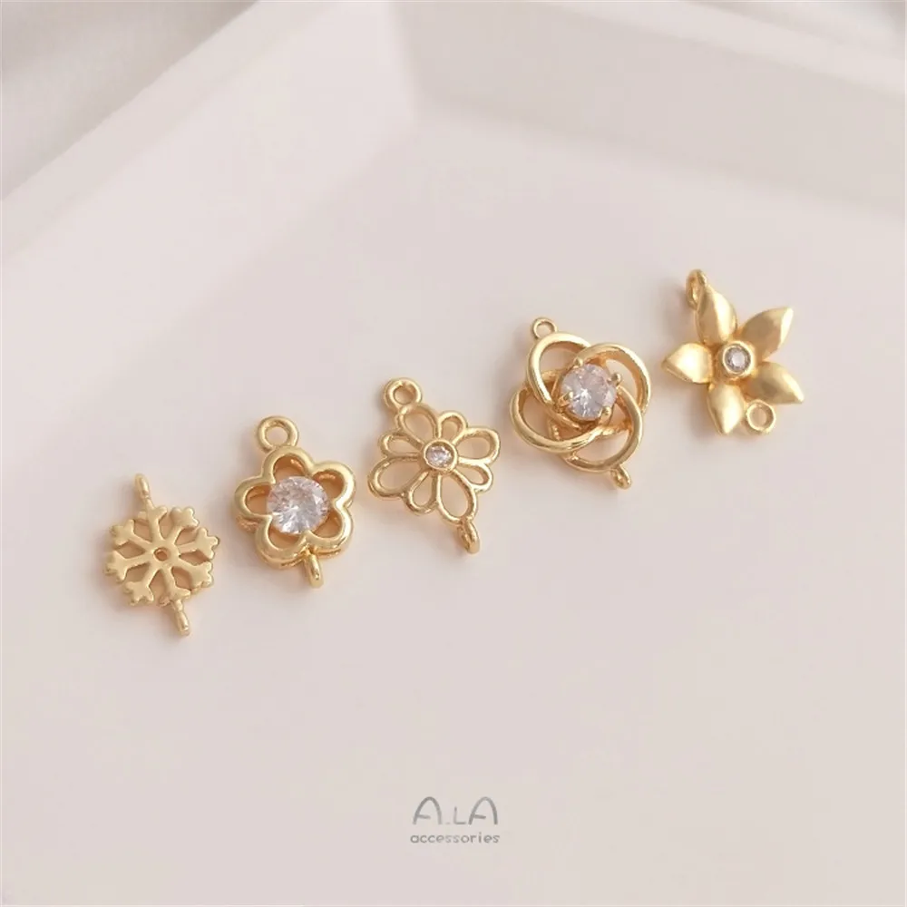 14K Gold Filled Plated Zircon snowflake plum flower double hanging pendant bracelet necklace handmade DIY accessories
14K Gold Filled Plated Zircon snowflake plum flower double hanging pendant bracelet necklace handmade DIY accessories