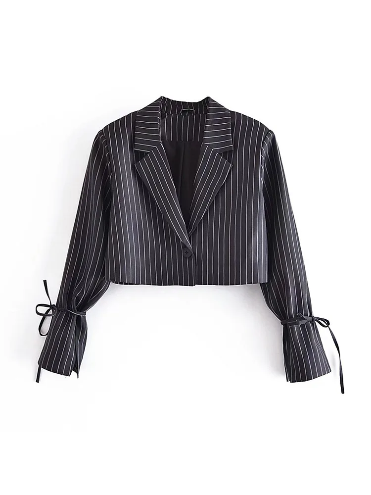 BM&MD&ZA Women 2022 New Fashion stripe frenulum Single Button Blazer Coat Vintage Long Sleeve Female Outerwear Chic Femme
BM&MD&ZA Women 2022 New Fashion stripe frenulum Single Button Blazer Coat Vintage Long Sleeve Female Outerwear Chic Femme