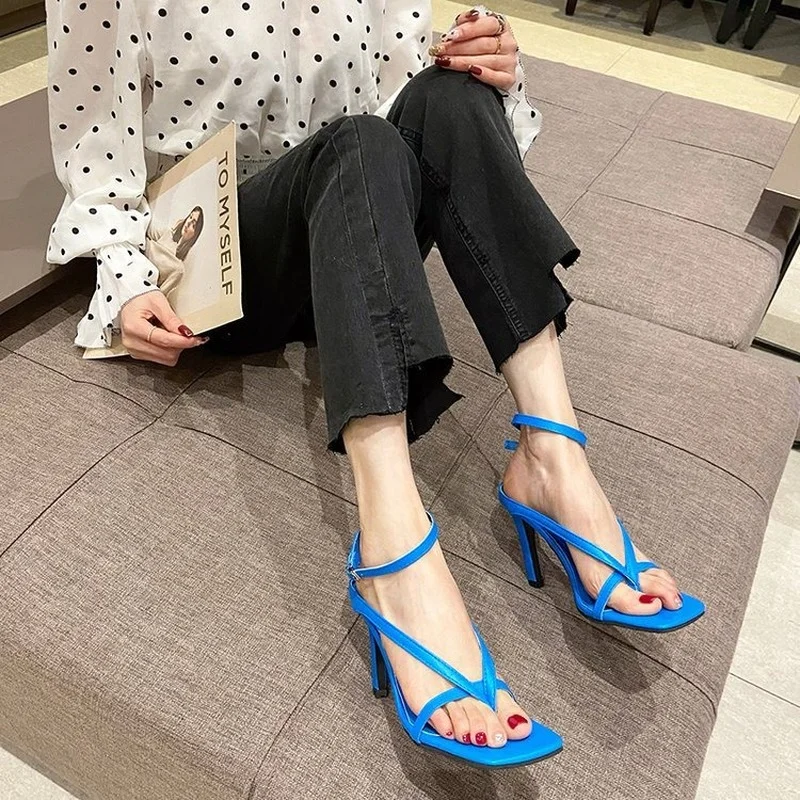 Gladiator Sandals High Heels Shoes Fall Best Street Look Females Square Head Open Toe Clip-On Strappy Sandals Women
Gladiator Sandals High Heels Shoes Fall Best Street Look Females Square Head Open Toe Clip-On Strappy Sandals Women