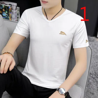 Men's short-sleeved t-shirt Korean version of the trend of slim body clothes summer stand collar pure cotton
Men's short-sleeved t-shirt Korean version of the trend of slim body clothes summer stand collar pure cotton