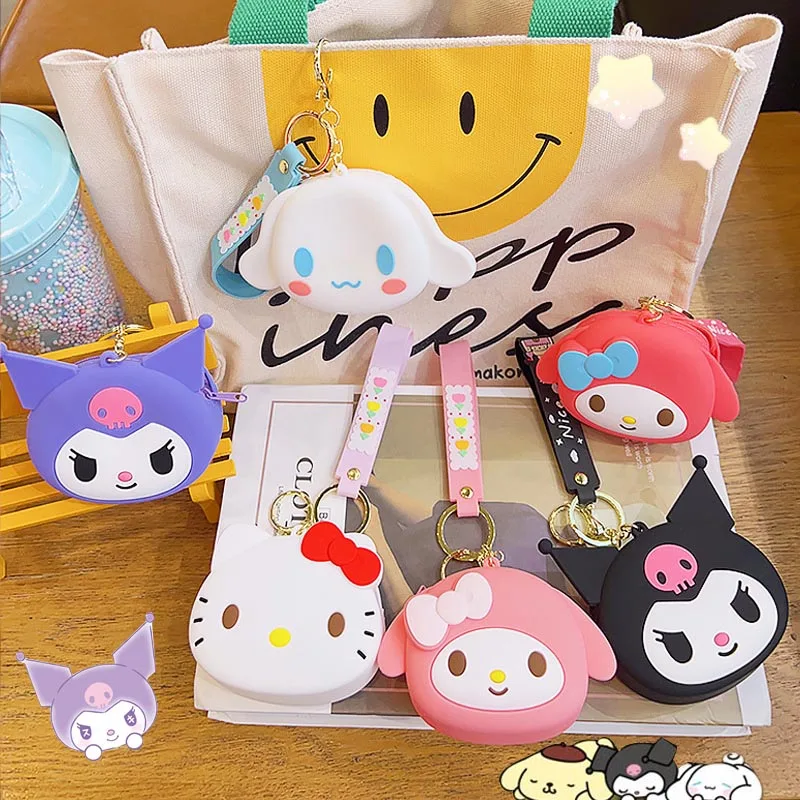 Силиконовый Брелок-кошелек Kawaii Sanrioed для монет Hello Kitty Kuromi My Melody Cinnamoroll, кошелек для монет, подвесной мини-брелок для ключей, детский подарок
Силиконовый Брелок-кошелек Kawaii Sanrioed для монет Hello Kitty Kuromi My Melody Cinnamoroll, кошелек для монет, подвесной мини-брелок для ключей, детский подарок
