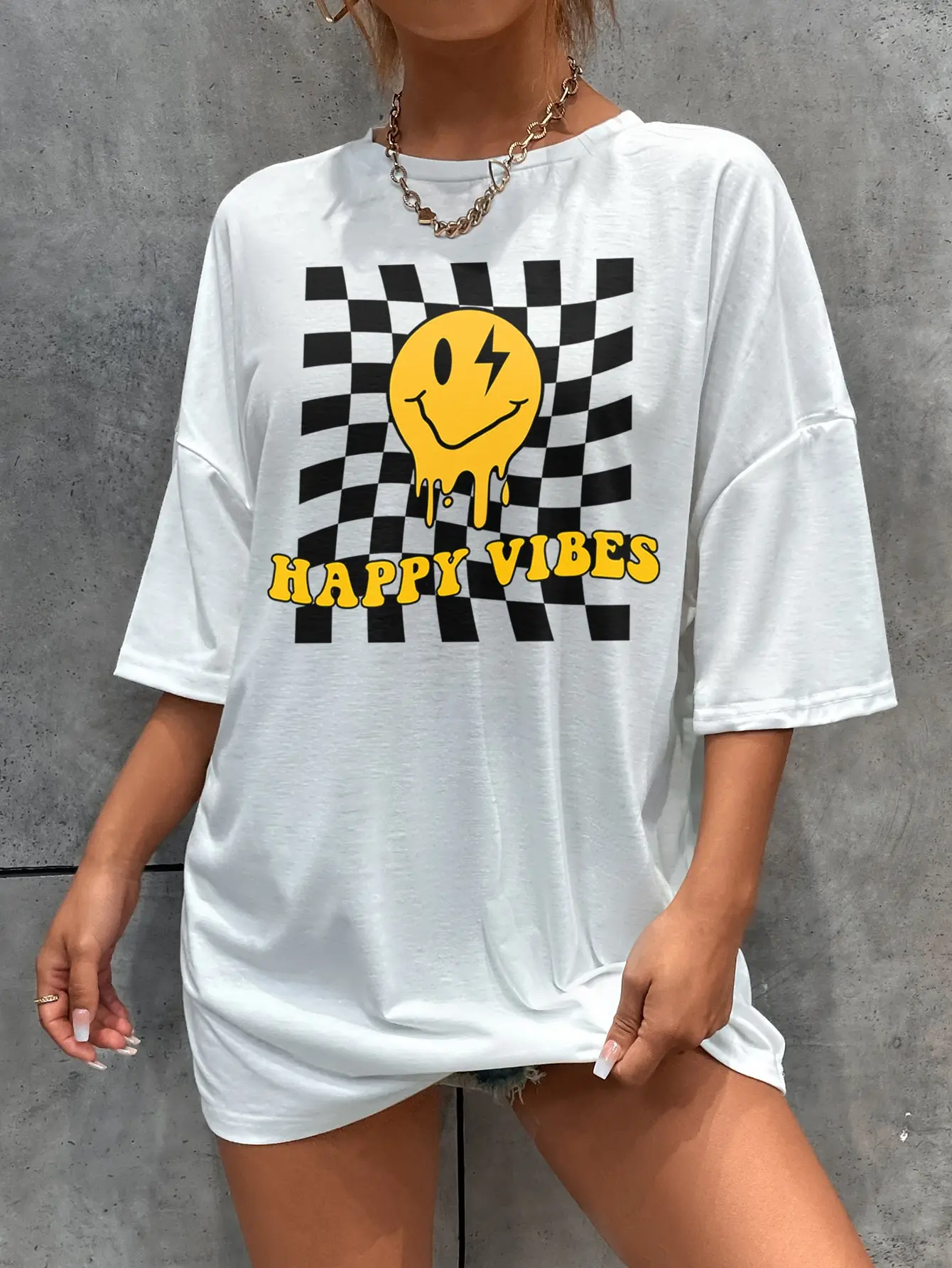 Happy Vibes With Smile Face Female T-Shirt Oversized Fashion Clothing Casual Classic Tee Shirts Cotton Simplicity Tshirt Female
Happy Vibes With Smile Face Female T-Shirt Oversized Fashion Clothing Casual Classic Tee Shirts Cotton Simplicity Tshirt Female