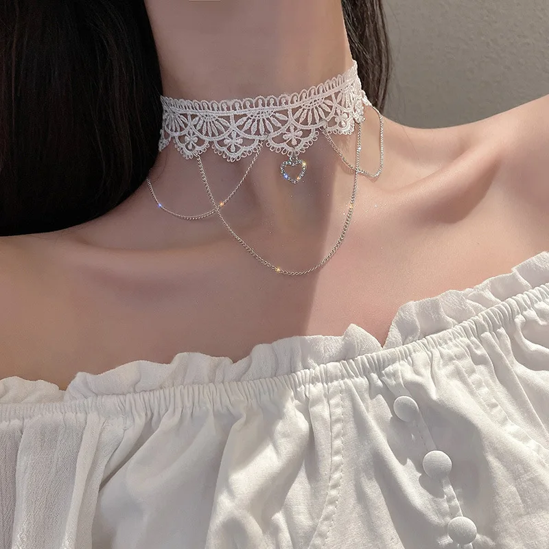 Fashion Black Lace Ribbon Choker Necklace For Women Wide Flower Pendant Gold Chain Punk Trendy Jewelry Accessories Gift New 
Fashion Black Lace Ribbon Choker Necklace For Women Wide Flower Pendant Gold Chain Punk Trendy Jewelry Accessories Gift New