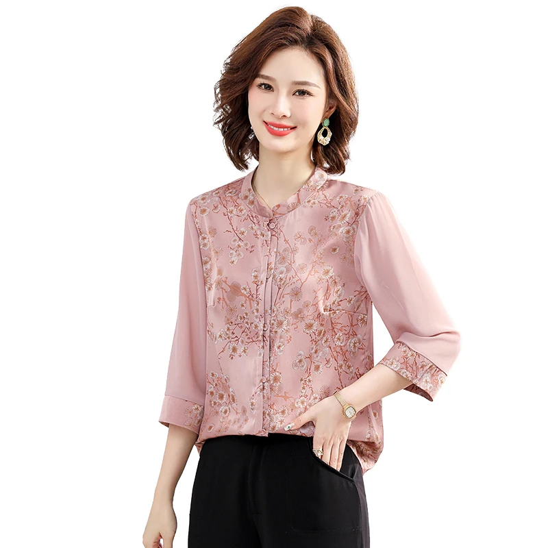 Middle-aged Women's Blouse Summer Vintage silk Loose Print Elegant Female Blouses Half Sleeve Women Shirts Summer Clothes
Middle-aged Women's Blouse Summer Vintage silk Loose Print Elegant Female Blouses Half Sleeve Women Shirts Summer Clothes