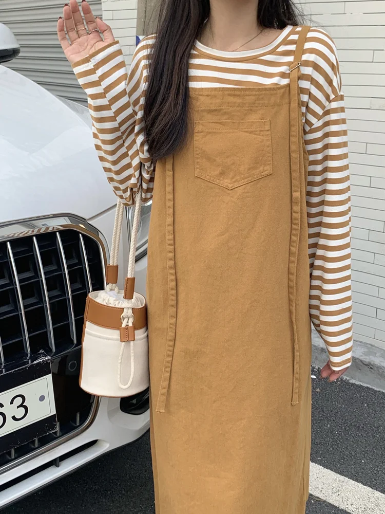 Vintage Strap Dress for Women 2022 Korean Fashion Loose Style Sleeveless Long Dress Preppy Style Y2k Dress
Vintage Strap Dress for Women 2022 Korean Fashion Loose Style Sleeveless Long Dress Preppy Style Y2k Dress