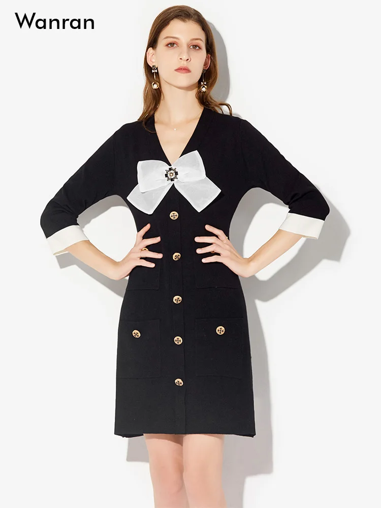 Новинка лета 2023, модное Стильное облегающее платье с V-образным вырезом, женское платье с бантом
Новинка лета 2023, модное Стильное облегающее платье с V-образным вырезом, женское платье с бантом