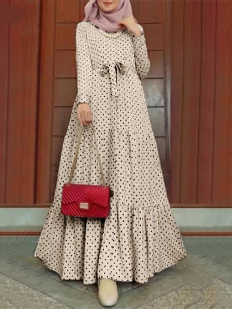 Winter Women's Casual Long Dress Temperament Women's Polka Dot Round Neck Large Swing Type Dress Autumn Ladies Belt Robe
Winter Women's Casual Long Dress Temperament Women's Polka Dot Round Neck Large Swing Type Dress Autumn Ladies Belt Robe