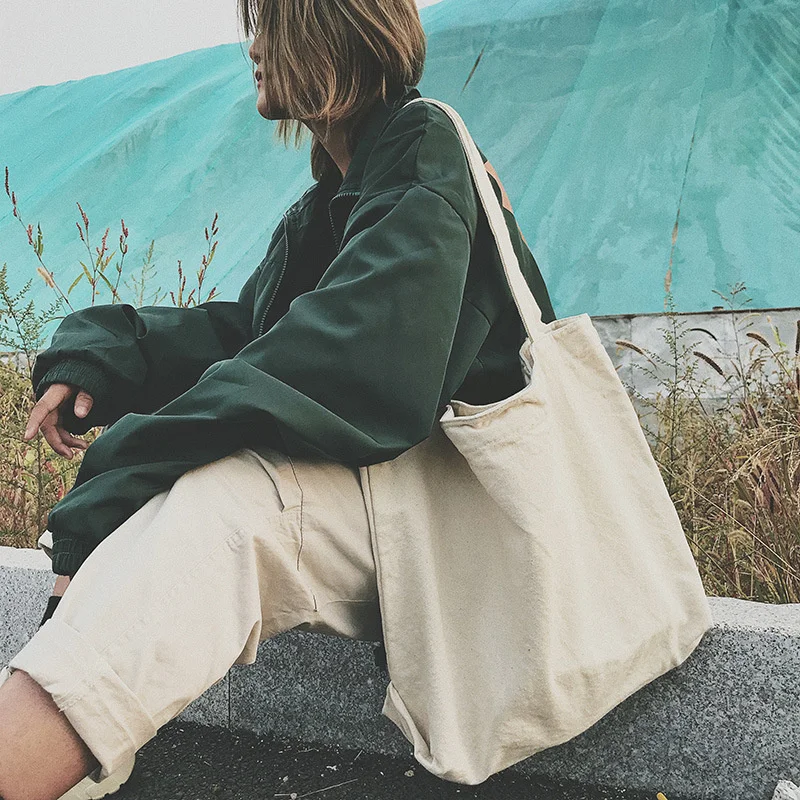 2023 модная Холщовая Сумка-тоут, повседневная Вместительная женская сумка на плечо, простая однотонная женская дизайнерская сумка, сумка-шоп...
2023 модная Холщовая Сумка-тоут, повседневная Вместительная женская сумка на плечо, простая однотонная женская дизайнерская сумка, сумка-шоп...