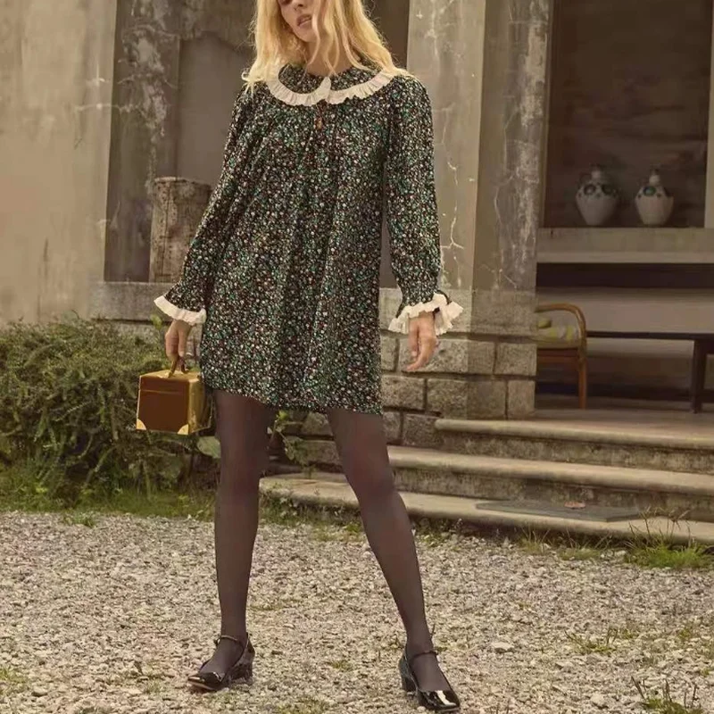 2022 Early Autumn New Pastoral Style Floral Print Mini Dress Women's Lace Edge Doll Collar Button Long-sleeved Short Robe
2022 Early Autumn New Pastoral Style Floral Print Mini Dress Women's Lace Edge Doll Collar Button Long-sleeved Short Robe