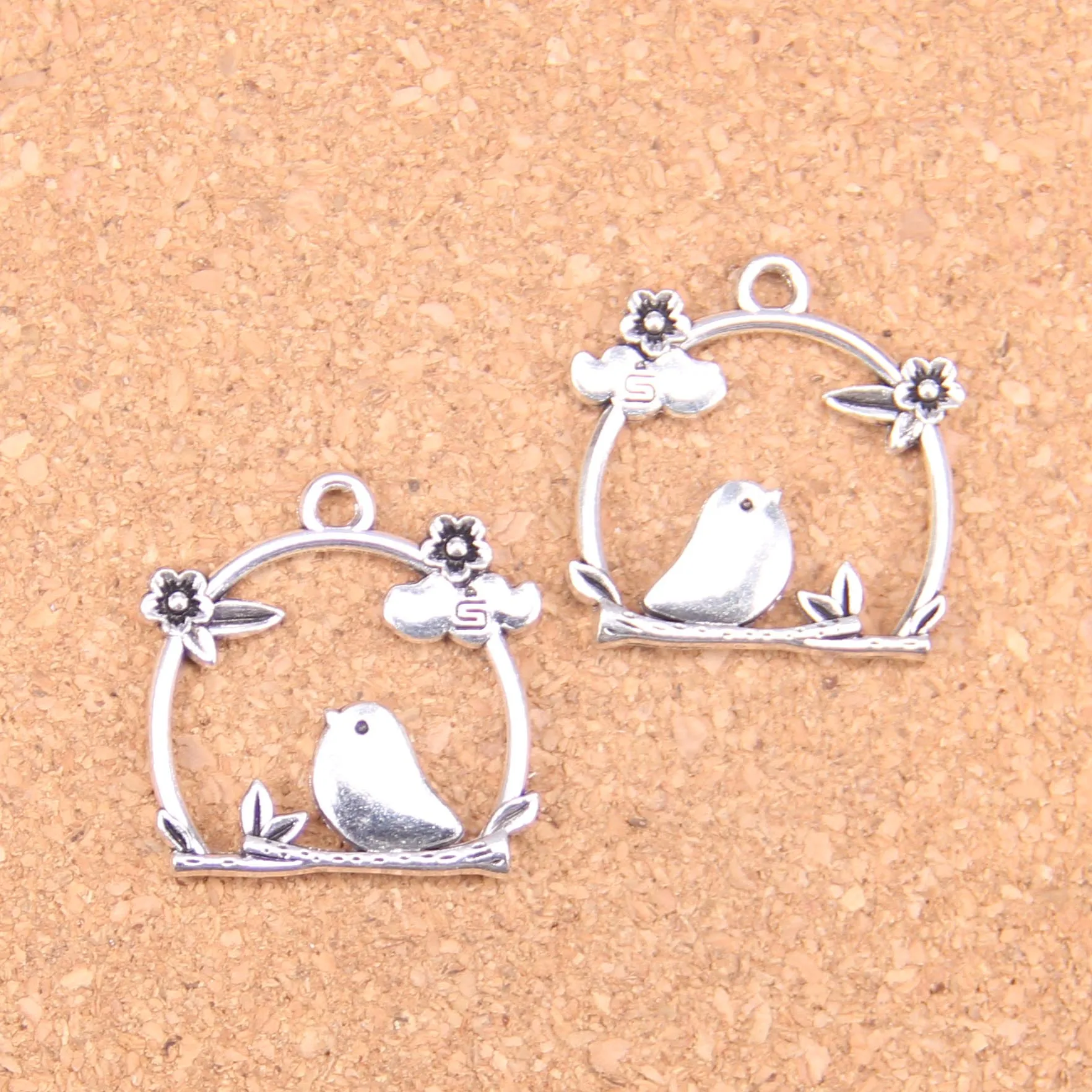 38pcs Charms birdcage bird flower 25x26mm Antique Pendants,Vintage Tibetan Silver Jewelry,DIY for bracelet necklace
38pcs Charms birdcage bird flower 25x26mm Antique Pendants,Vintage Tibetan Silver Jewelry,DIY for bracelet necklace