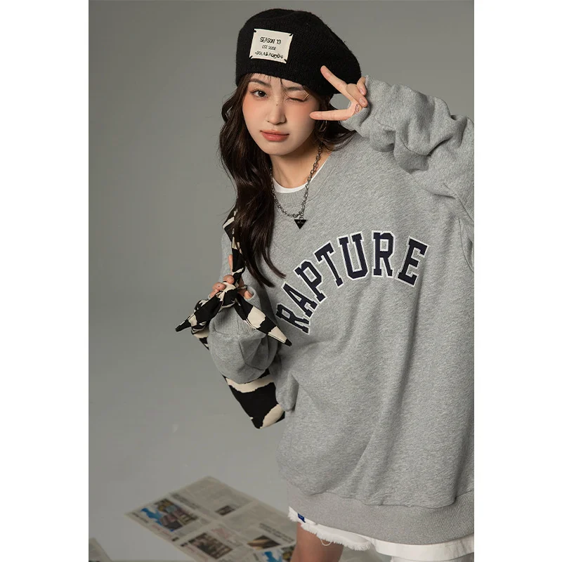 Korean Women's Alphabet Sweater 2022 Autumn Women's New Loose Couple Fashion Casual Jacket
Korean Women's Alphabet Sweater 2022 Autumn Women's New Loose Couple Fashion Casual Jacket