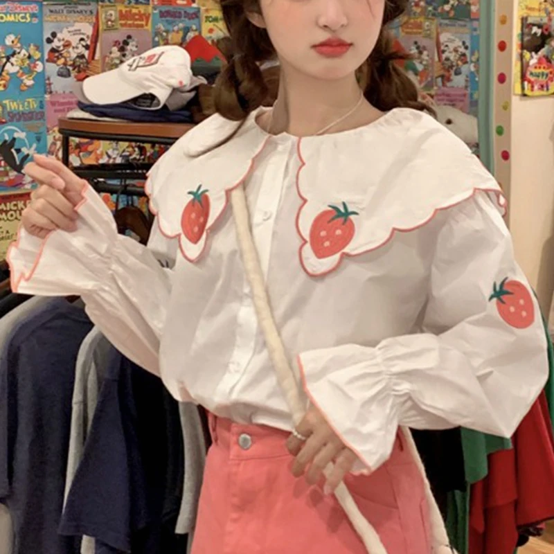 Autumn Winter White Peter Pan Collar Lolita Blouses Women Japanese Sweet Embroidery Long Sleeve Cotton Shirts Spring Chic Tops
Autumn Winter White Peter Pan Collar Lolita Blouses Women Japanese Sweet Embroidery Long Sleeve Cotton Shirts Spring Chic Tops