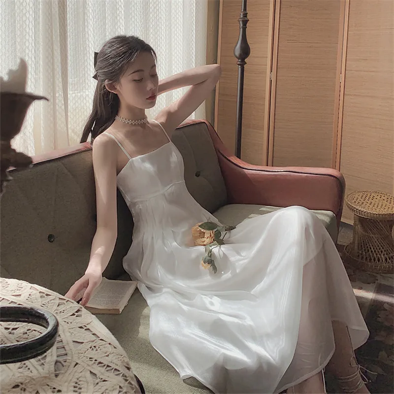 White Neck Strap Female Summer Tea Break French Niche First Love Bellflower Fairy Sweet Waist Dress
White Neck Strap Female Summer Tea Break French Niche First Love Bellflower Fairy Sweet Waist Dress