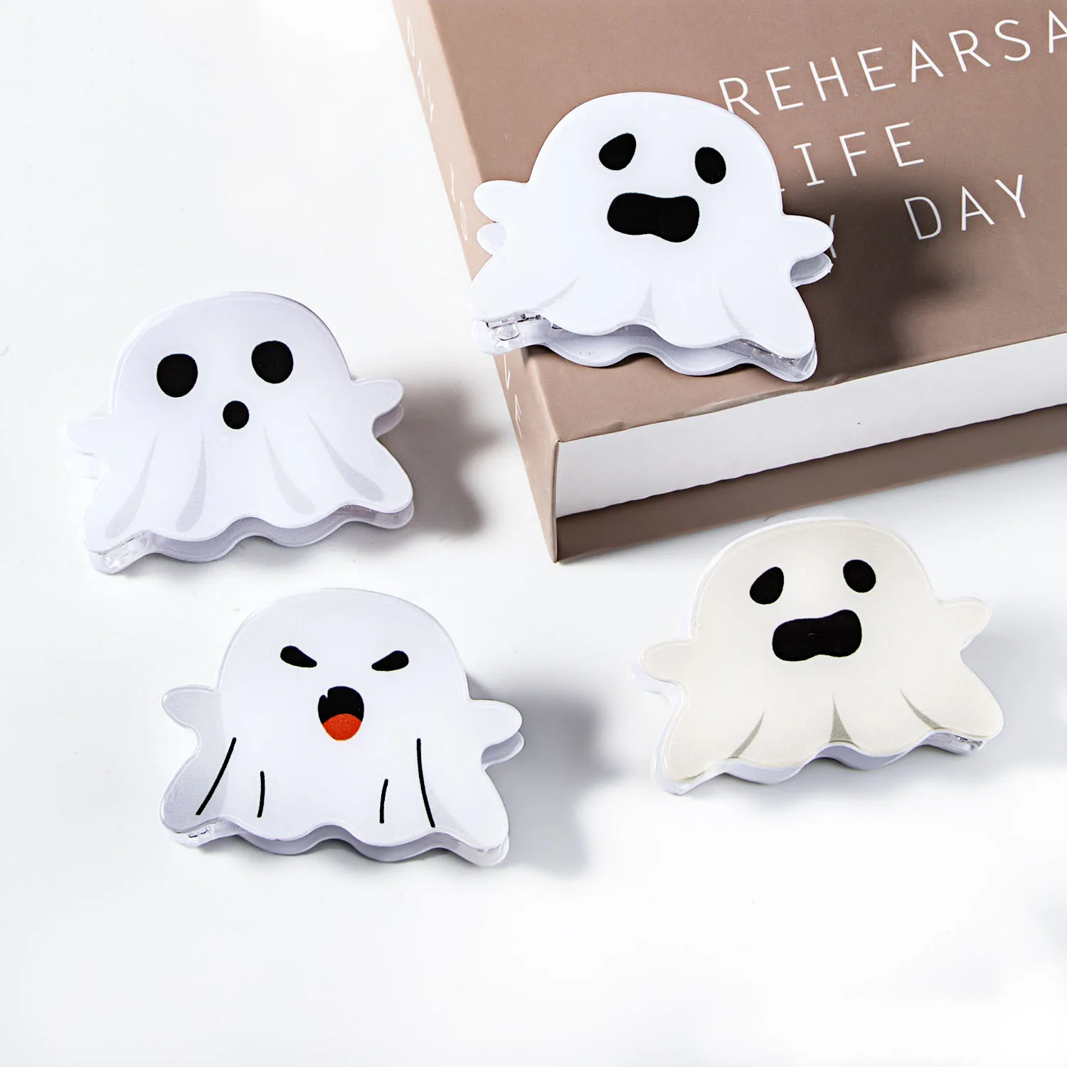 Halloween Hair Clip Acrylic Claw Clips for Women Hair Accessories Girl Hairpin Pumpkin Bat Crab Hairclips Party Headwear Gift
Halloween Hair Clip Acrylic Claw Clips for Women Hair Accessories Girl Hairpin Pumpkin Bat Crab Hairclips Party Headwear Gift