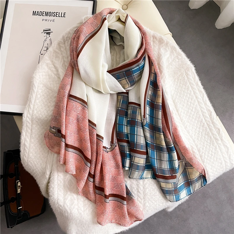 Autumn Hijab Head Echarpe Cotton Wraps Warm Scarf for Women Luxury Brand Print Design Beach Stoles Shawl Fashion Bandana 2023
Autumn Hijab Head Echarpe Cotton Wraps Warm Scarf for Women Luxury Brand Print Design Beach Stoles Shawl Fashion Bandana 2023