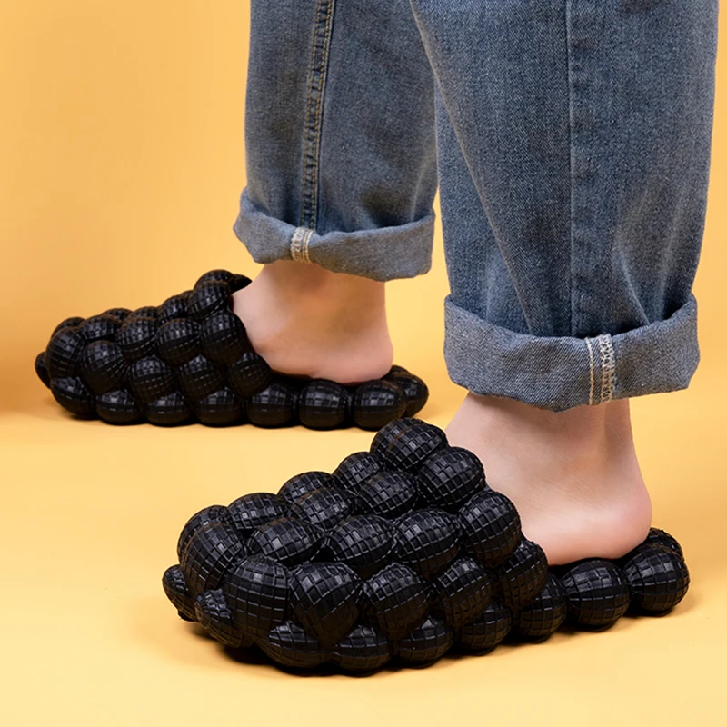 Soft Sole Personality Bubble Slippers Women Summer 2022 Flat Heels Sandals Woman Thick Bottom Home Massage Slippers Flip Flops
Soft Sole Personality Bubble Slippers Women Summer 2022 Flat Heels Sandals Woman Thick Bottom Home Massage Slippers Flip Flops