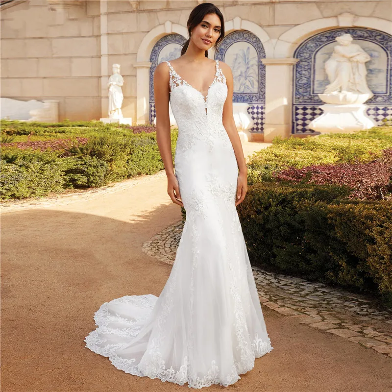 Lace Appliques Tulle Wedding Dress Mermaid V-Neck Backless Sweep Train Bridal Gowns Vestido De Novia Custom Made To Measures 
Lace Appliques Tulle Wedding Dress Mermaid V-Neck Backless Sweep Train Bridal Gowns Vestido De Novia Custom Made To Measures
