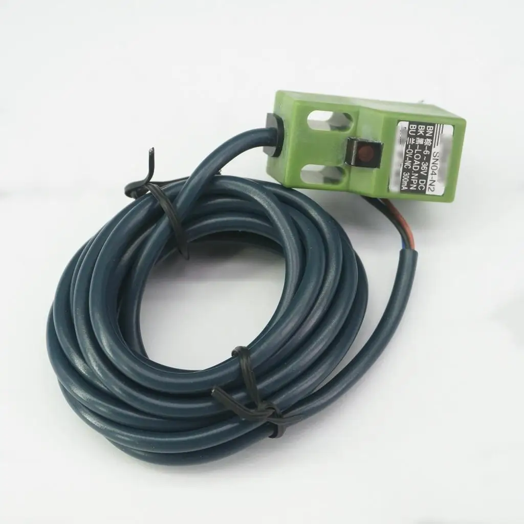 Plastic Output NPN N/O N/C 3 Wires DC6-36V Inductive Proximity Sensor Switch SN04-N
Plastic Output NPN N/O N/C 3 Wires DC6-36V Inductive Proximity Sensor Switch SN04-N