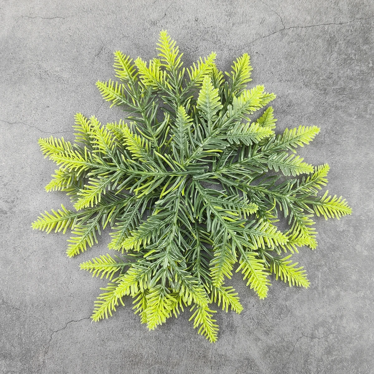 5Pcs Christmas Pine Needle Artificial Green Leaf Branch Fake Plants Grass Wall Wedding Home Photography Props Decoration Indoor
5Pcs Christmas Pine Needle Artificial Green Leaf Branch Fake Plants Grass Wall Wedding Home Photography Props Decoration Indoor