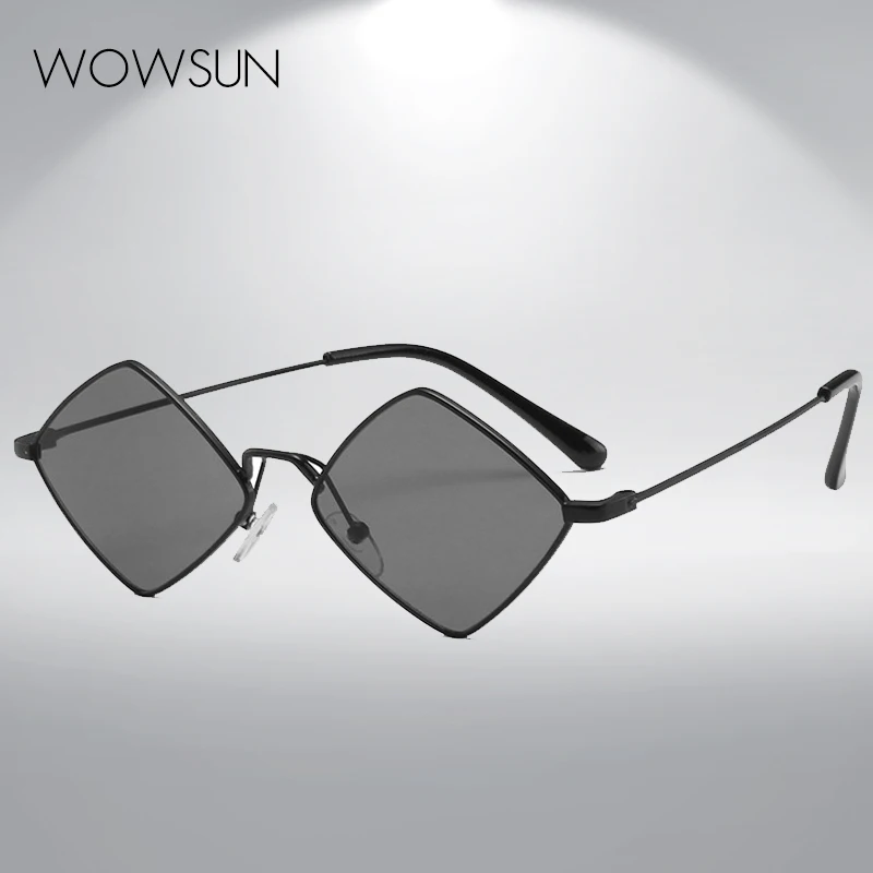 WOWSUN Retro Diamond Punk Sunglasses Female Brand Designer Small Square Steam Sunglasses Male Metal Frame Sports Driving Goggles
WOWSUN Retro Diamond Punk Sunglasses Female Brand Designer Small Square Steam Sunglasses Male Metal Frame Sports Driving Goggles