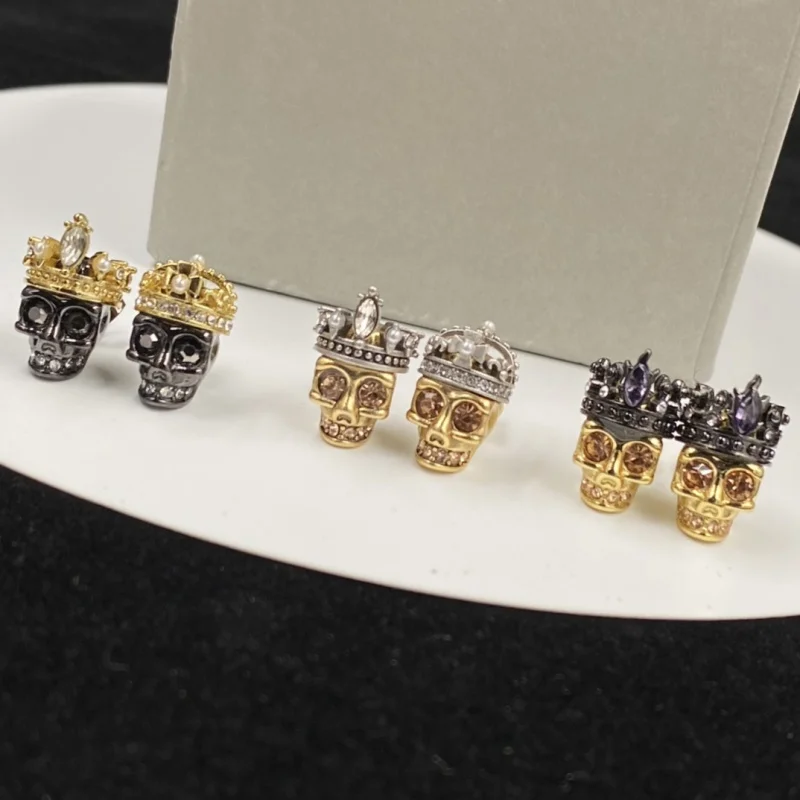 S925 classic skull female earrings, ladies noble palm earrings luxury brand gift, popular personality style in 2023, cross
S925 classic skull female earrings, ladies noble palm earrings luxury brand gift, popular personality style in 2023, cross