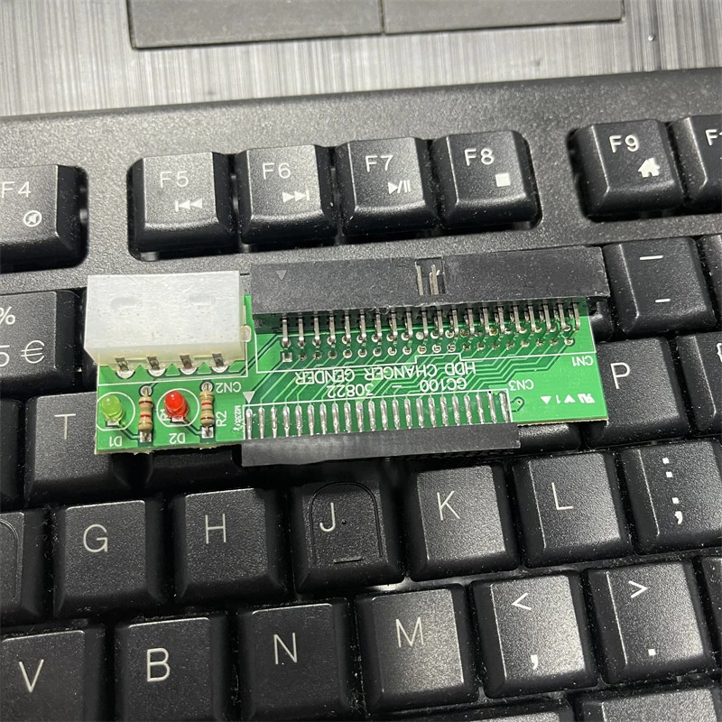 Sata to IDE Adapter 2.5 Sata Female to 3.5 IDE Male Converter 40 PIN Port 1.5Gbs 2.5 to 3.5 IDE Support ATA 133 100 HDD CD DVD
Sata to IDE Adapter 2.5 Sata Female to 3.5 IDE Male Converter 40 PIN Port 1.5Gbs 2.5 to 3.5 IDE Support ATA 133 100 HDD CD DVD
