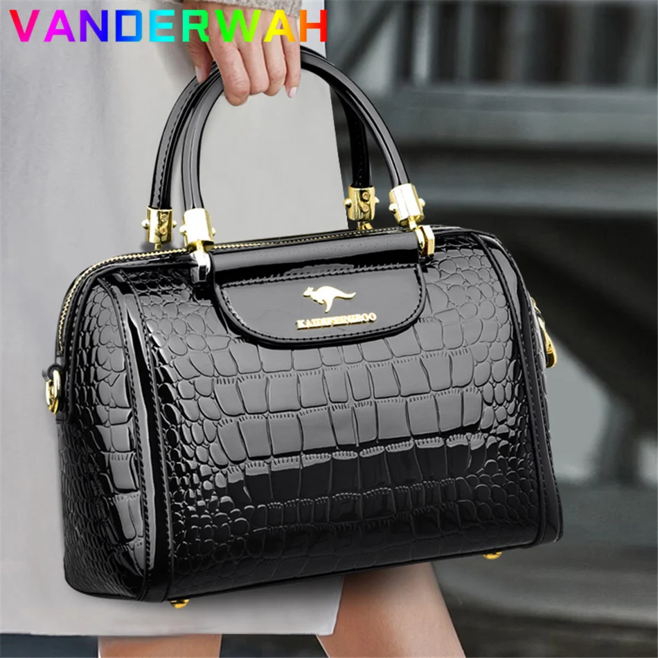 Luxury Patent Leather Handbags for Women Designer 2023 Pattern Women's Shoulder 2023 Bag New Ladies Messenger Purses 
Luxury Patent Leather Handbags for Women Designer 2023 Pattern Women's Shoulder 2023 Bag New Ladies Messenger Purses