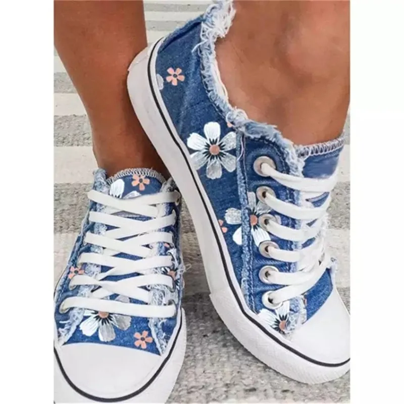 New Women's Comfortable Denim Canvas Flats Flower Vulcanized Women Summer Fashion Lace Up Sneakers Ladies Casual Shoes size35-43
New Women's Comfortable Denim Canvas Flats Flower Vulcanized Women Summer Fashion Lace Up Sneakers Ladies Casual Shoes size35-43