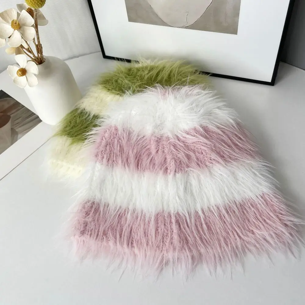 Plush Bucket Hat Portable Winter Foldable Sun Cap Casual Outdoor Sunscreen Fisherman Cap Women
Plush Bucket Hat Portable Winter Foldable Sun Cap Casual Outdoor Sunscreen Fisherman Cap Women