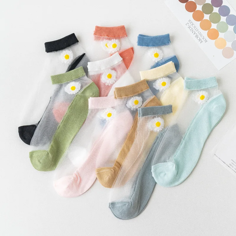 Ten Colors Special Summer Light And Thin Breathable Crystal Glass Silk Boat Socks Casual Small Daisy Card Stockings Socks Wholes 
Ten Colors Special Summer Light And Thin Breathable Crystal Glass Silk Boat Socks Casual Small Daisy Card Stockings Socks Wholes